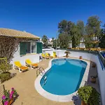 Pinheiro Oura By
